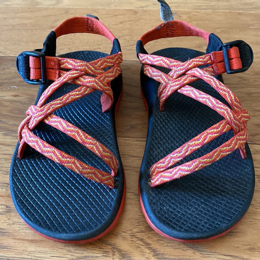 CHACO sz 3 Sandals WATERPROOF adjustable straps orange/ yellow NON MARKI…